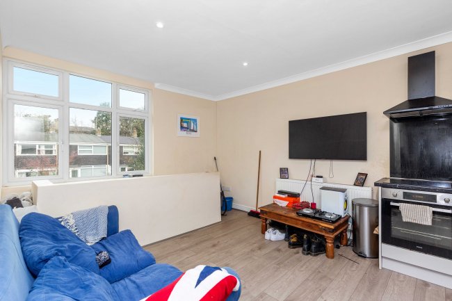 31-33 Park Road, Teddington, TW11 0AB 9