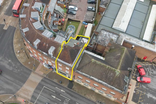 7 Queen Victoria Road, High Wycombe, HP11 1BA 7