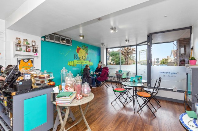 204 - 206 Barnett Wood Lane, Ashtead, KT21 2DB 10