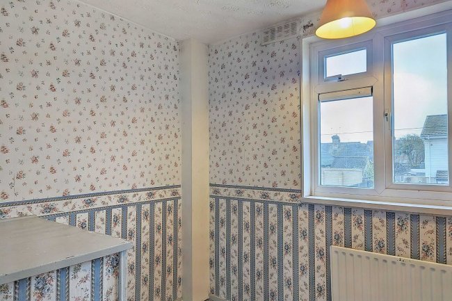 206 Maiden Lane, Dartford, DA1 4PT 5