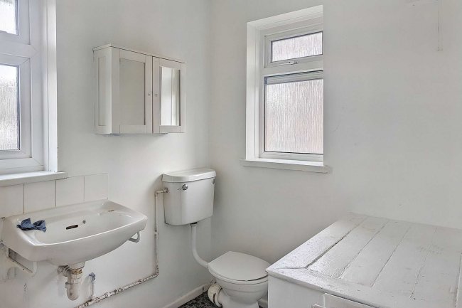 47 Denton Road, Welling, DA16 1AY 1