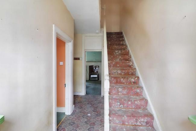 93 Abbotsbury Road, Weymouth, Dorset, DT4 0JU 5