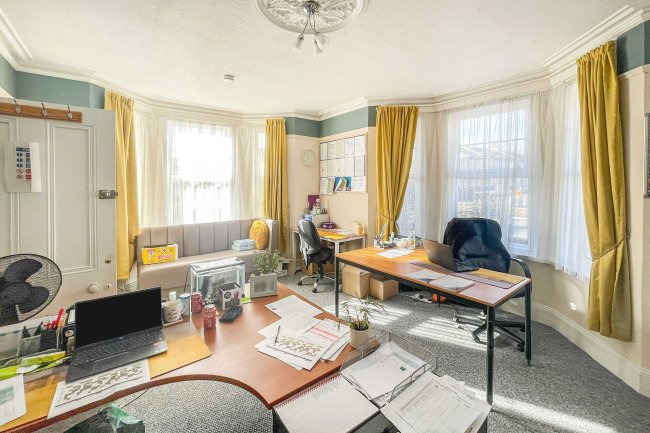 The Cottage, 1 Redoubt Road, Eastbourne, East Sussex, BN22 7DL 1