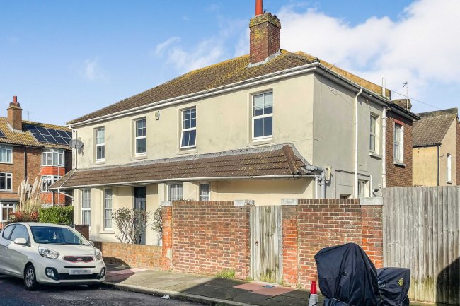 The Cottage, 1 Redoubt Road, Eastbourne, East Sussex, BN22 7DL 1