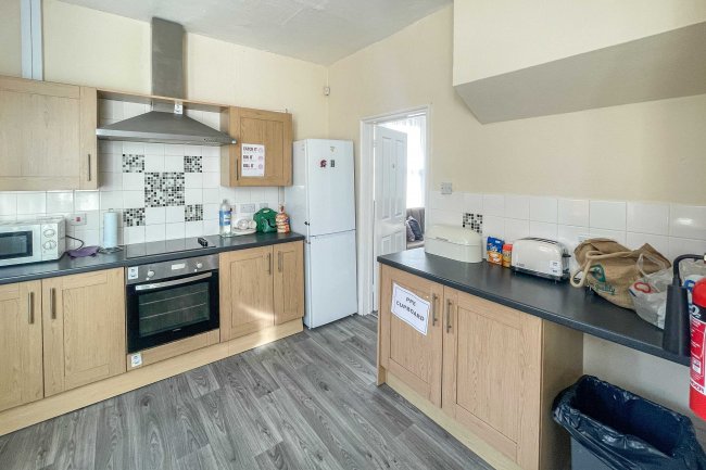 The Cottage, 1 Redoubt Road, Eastbourne, East Sussex, BN22 7DL 1