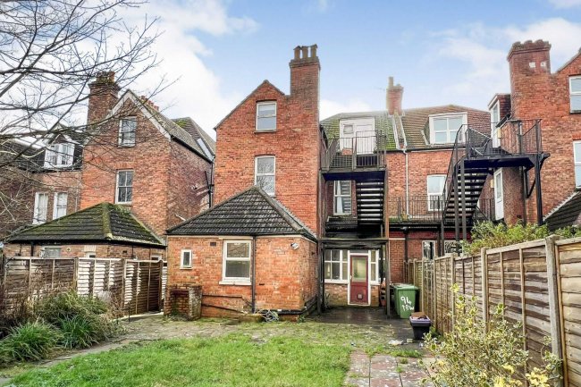 94 Bouverie Road West, Folkestone, Kent, CT20 2PP 2