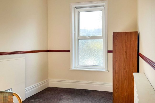 94 Bouverie Road West, Folkestone, Kent, CT20 2PP 2