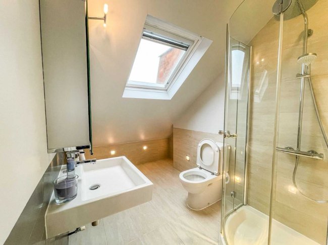 24A Kenyon Street, London, SW6 6LD 5