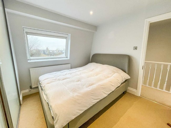 24A Kenyon Street, London, SW6 6LD 5