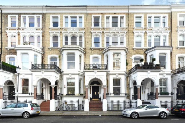 Second Floor Flat, 62 Redcliffe Square, London, SW10 9BN 8