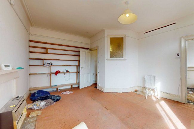 Third Floor Flat, 46 Redcliffe Square, London, SW10 9HQ 4