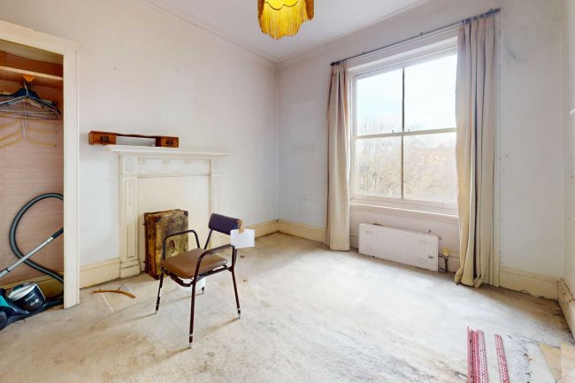 Third Floor Flat, 46 Redcliffe Square, London, SW10 9HQ 4