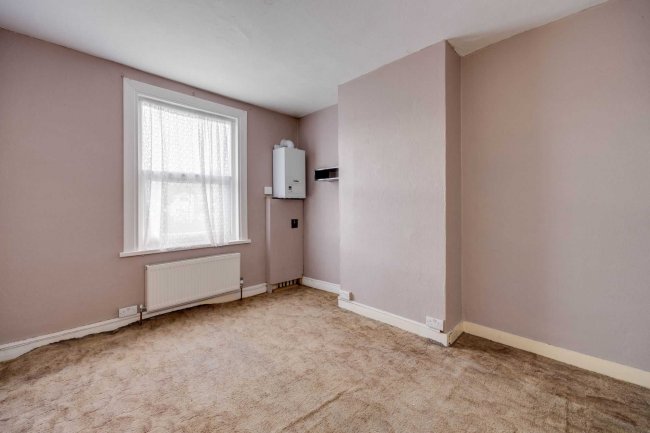 30 Malcolm Road, South Norwood, London, SE25 5HG 5