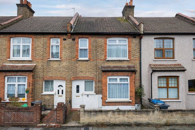 30 Malcolm Road, South Norwood, London, SE25 5HG 5
