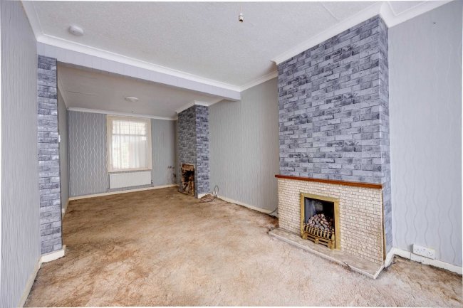 30 Malcolm Road, South Norwood, London, SE25 5HG 5