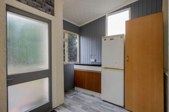 30 Malcolm Road, South Norwood, London, SE25 5HG 5