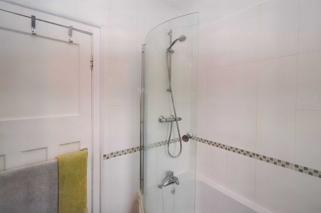 23 The Banks, Sileby, Loughborough, Leicestershire, LE12 7RD 5