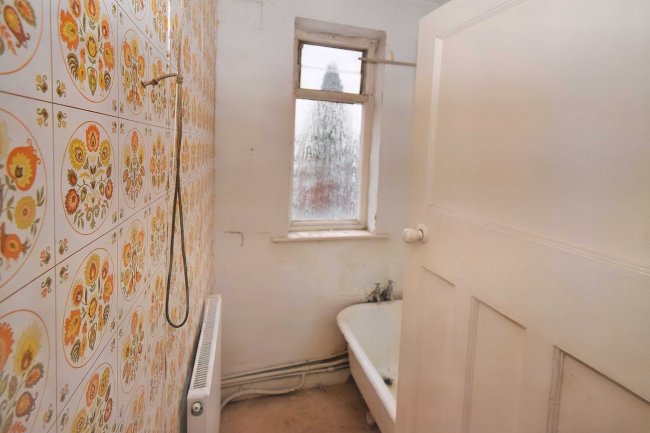 85 Burnaby Road, Radford, Coventry, CV6 4BE 5