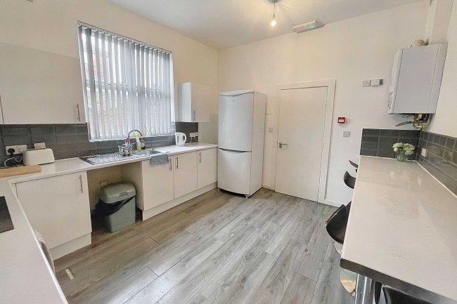 25 Priory Road, Liverpool, Merseyside, L4 2RT 3