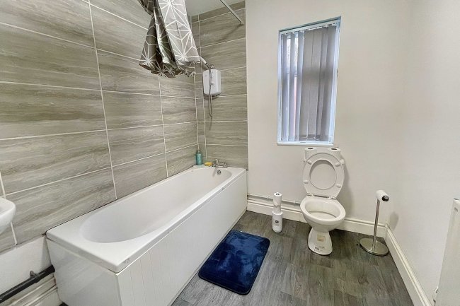 25 Priory Road, Liverpool, Merseyside, L4 2RT 3