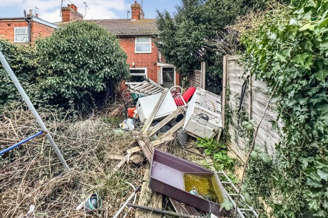 8 Colne Bank Avenue, Colchester, CO1 1SJ 7