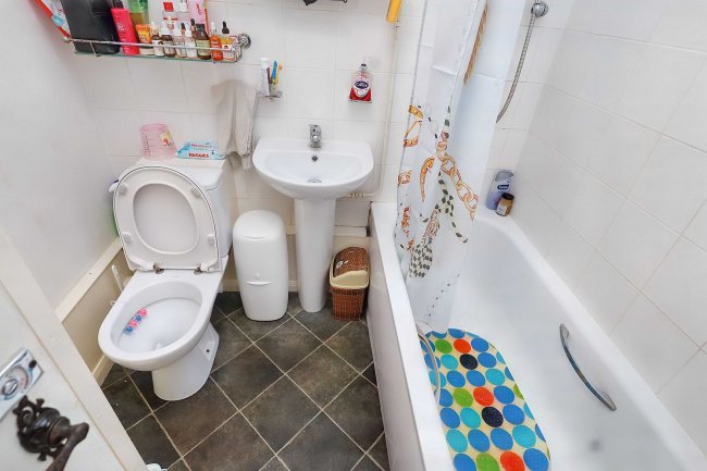 1 Chestnut Cottages, Burton End, Stanstead, CM24 8UJ 2