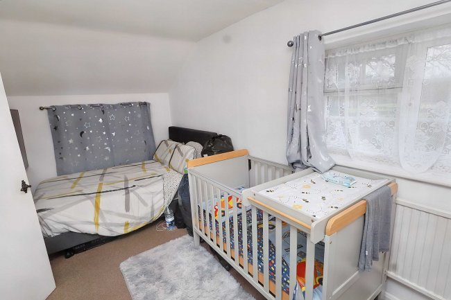 1 Chestnut Cottages, Burton End, Stanstead, CM24 8UJ 2