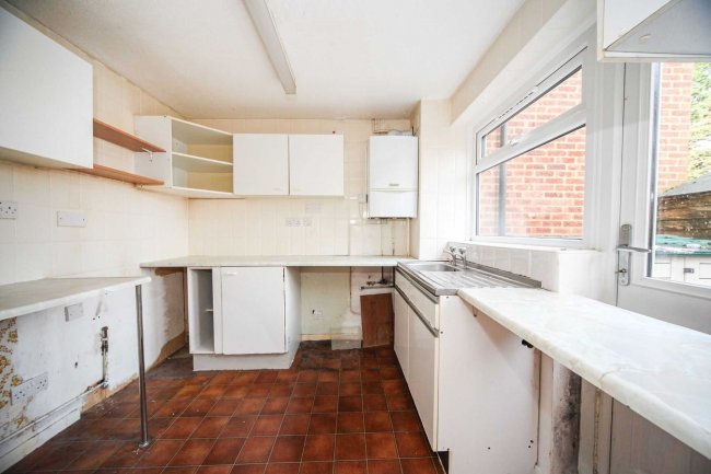 64 Bronte Crescent, Hemel Hempstead, HP2 7PR 4