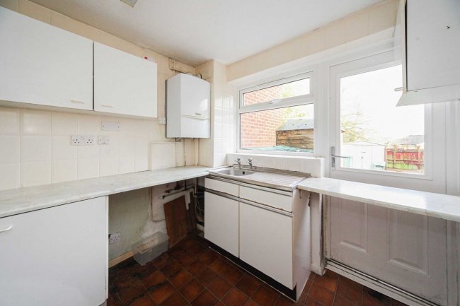 64 Bronte Crescent, Hemel Hempstead, HP2 7PR 4