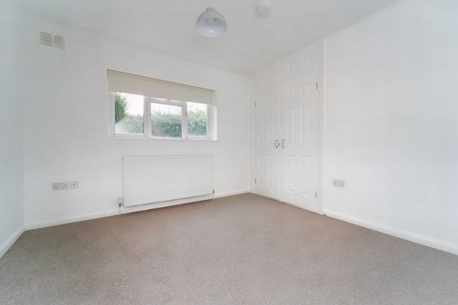 Ben Level & Ben High, Pond Piece, Oxshott, Surrey, KT22 0QU 7