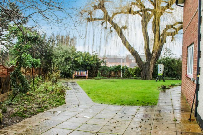 Donaldson Lodge, 10A Manor Road, Potters Bar, Herts, EN6 1DG 1