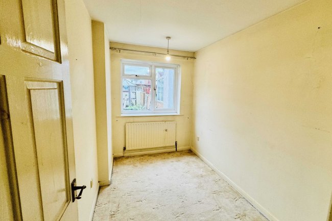 5 New Road, Portsmouth, Hampshire, PO2 7QL 2