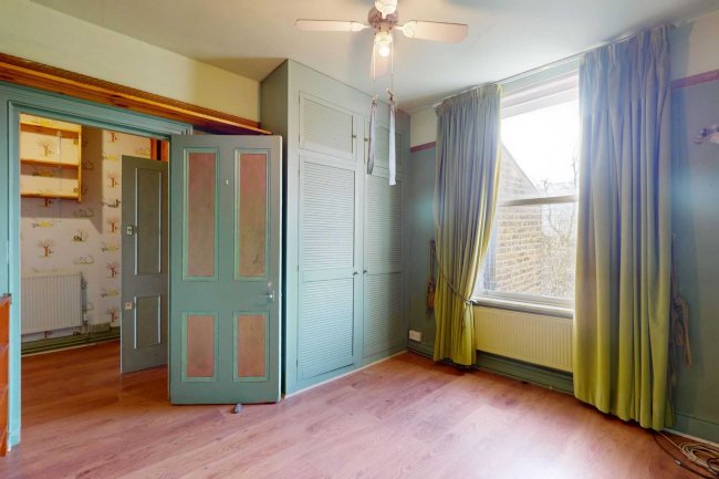 Top Floor Flat, 120 Finborough Road, Chelsea, London, SW10 9AQ 3