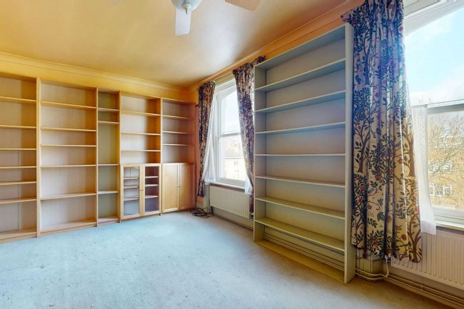 Top Floor Flat, 120 Finborough Road, Chelsea, London, SW10 9AQ 3