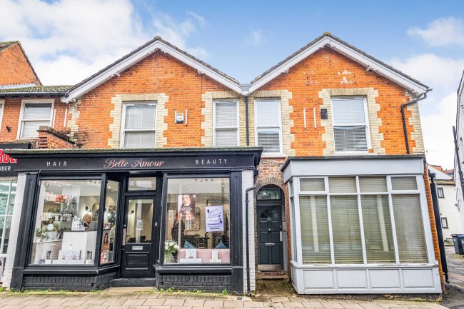 67/69 High Street, Bagshot, Surrey GU19 5AH 4