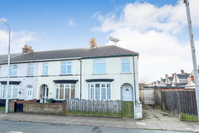 90 Harrington Street, Cleethorpes, South Humberside, DN35 7PX 1