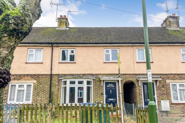 43 Innes Road, Horsham, West Sussex, RH12 4JQ 7