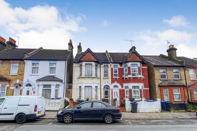 55 Pemdevon Road, Croydon, Surrey, CR0 3QQ 2