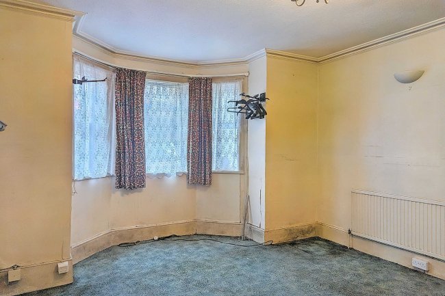 198A St. James's Road, Croydon, Surrey, CR0 2BW 5