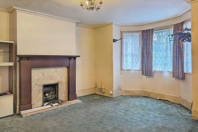 198A St. James's Road, Croydon, Surrey, CR0 2BW 5