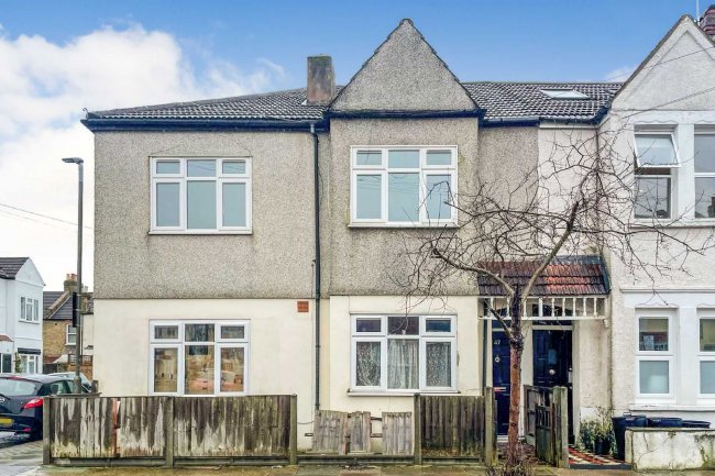 47 Rostella Road, Tooting, London SW17 0HU 5