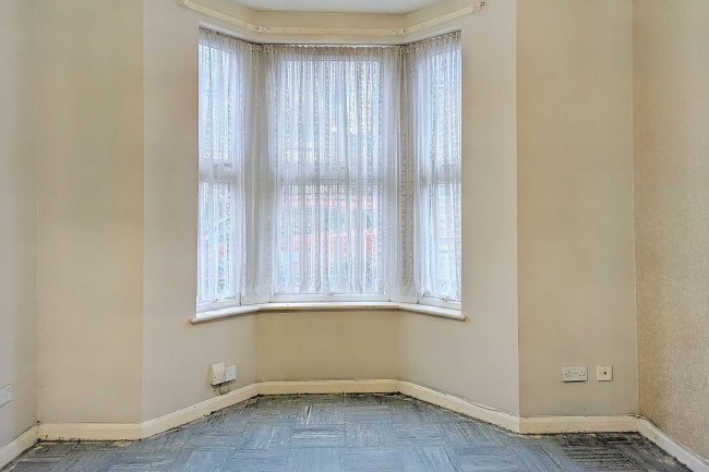 292 Crystal Palace Road, Dulwich SE22 9JJ 4