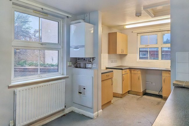 292 Crystal Palace Road, Dulwich SE22 9JJ 4