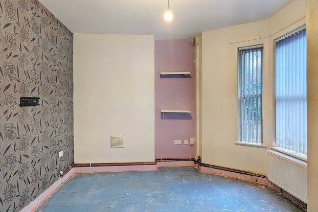 57 Barry Road, East Dulwich, London SE22 0HR 6