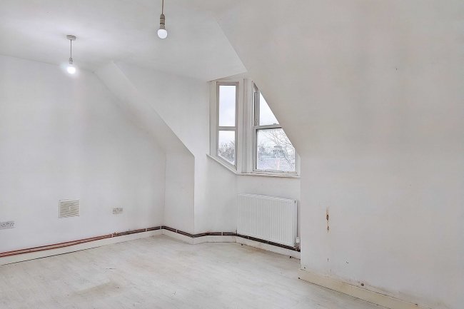 57 Barry Road, East Dulwich, London SE22 0HR 6