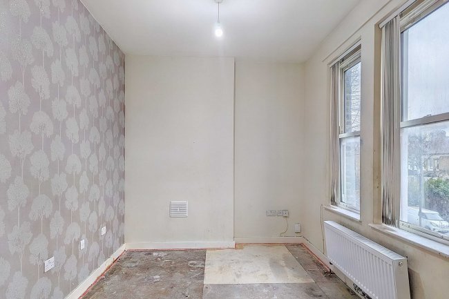 57 Barry Road, East Dulwich, London SE22 0HR 6