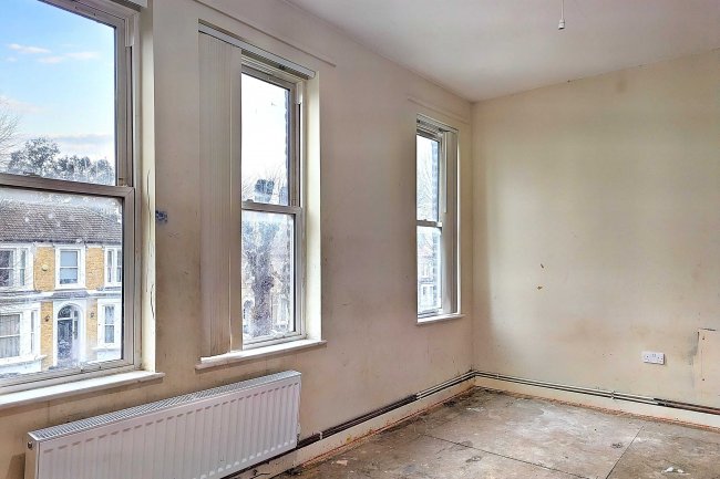 57 Barry Road, East Dulwich, London SE22 0HR 6