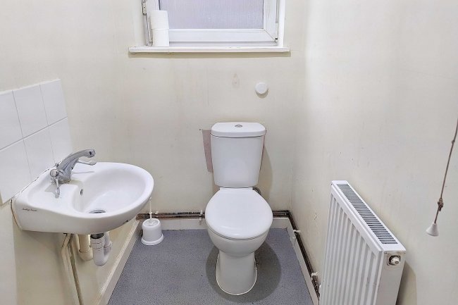 57 Barry Road, East Dulwich, London SE22 0HR 6