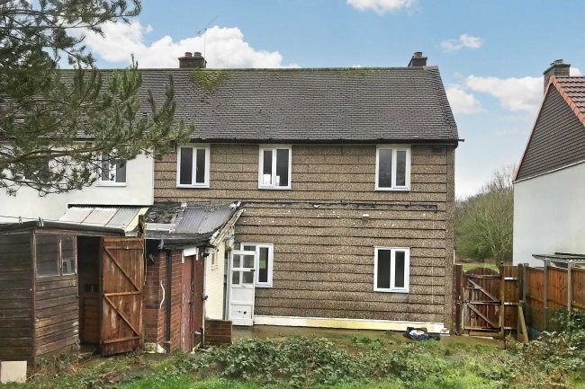 25 Newmarket Way, Hornchurch, Essex, RM12 6DR 5