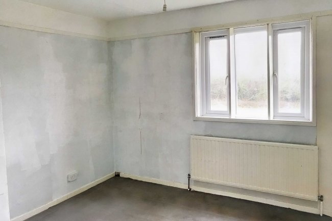 25 Newmarket Way, Hornchurch, Essex, RM12 6DR 5